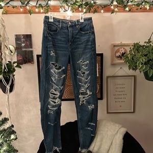 ripped american eagle jeans